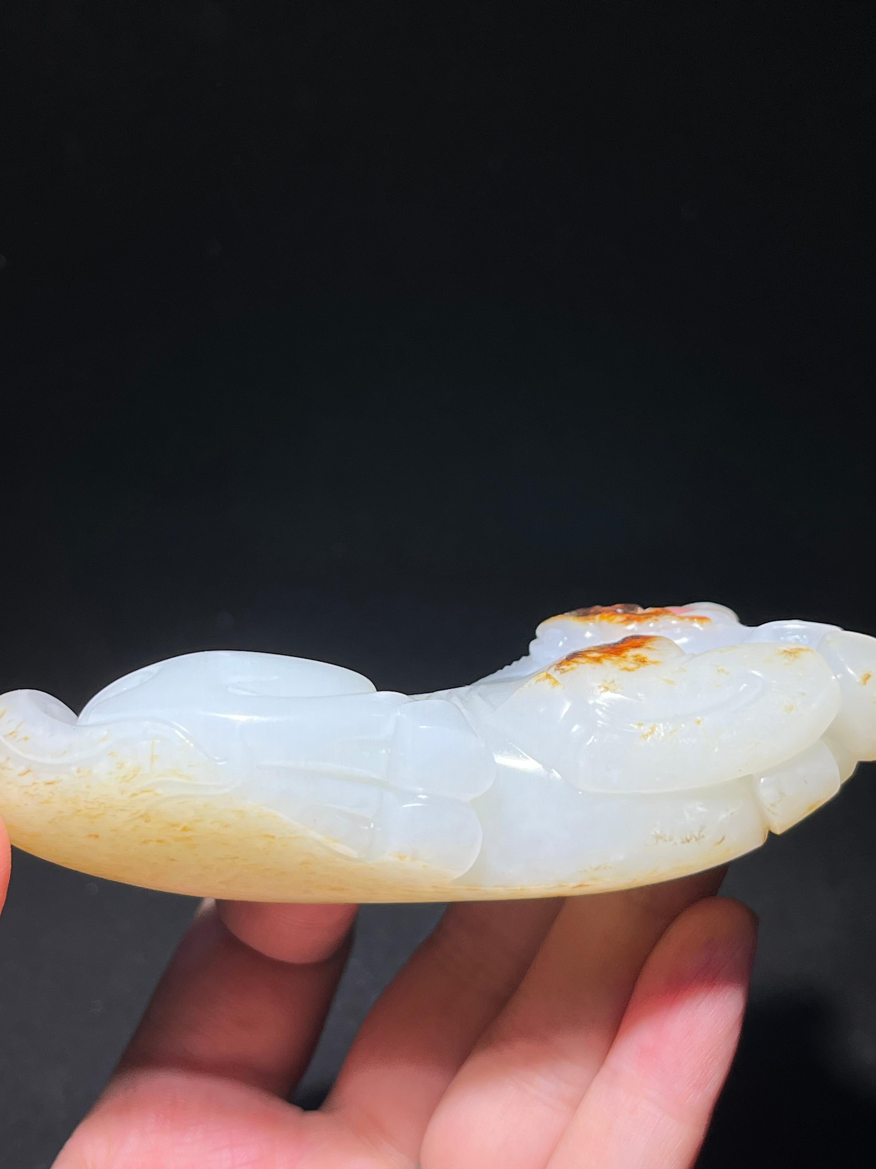 和田玉籽料白玉马（133.0g）