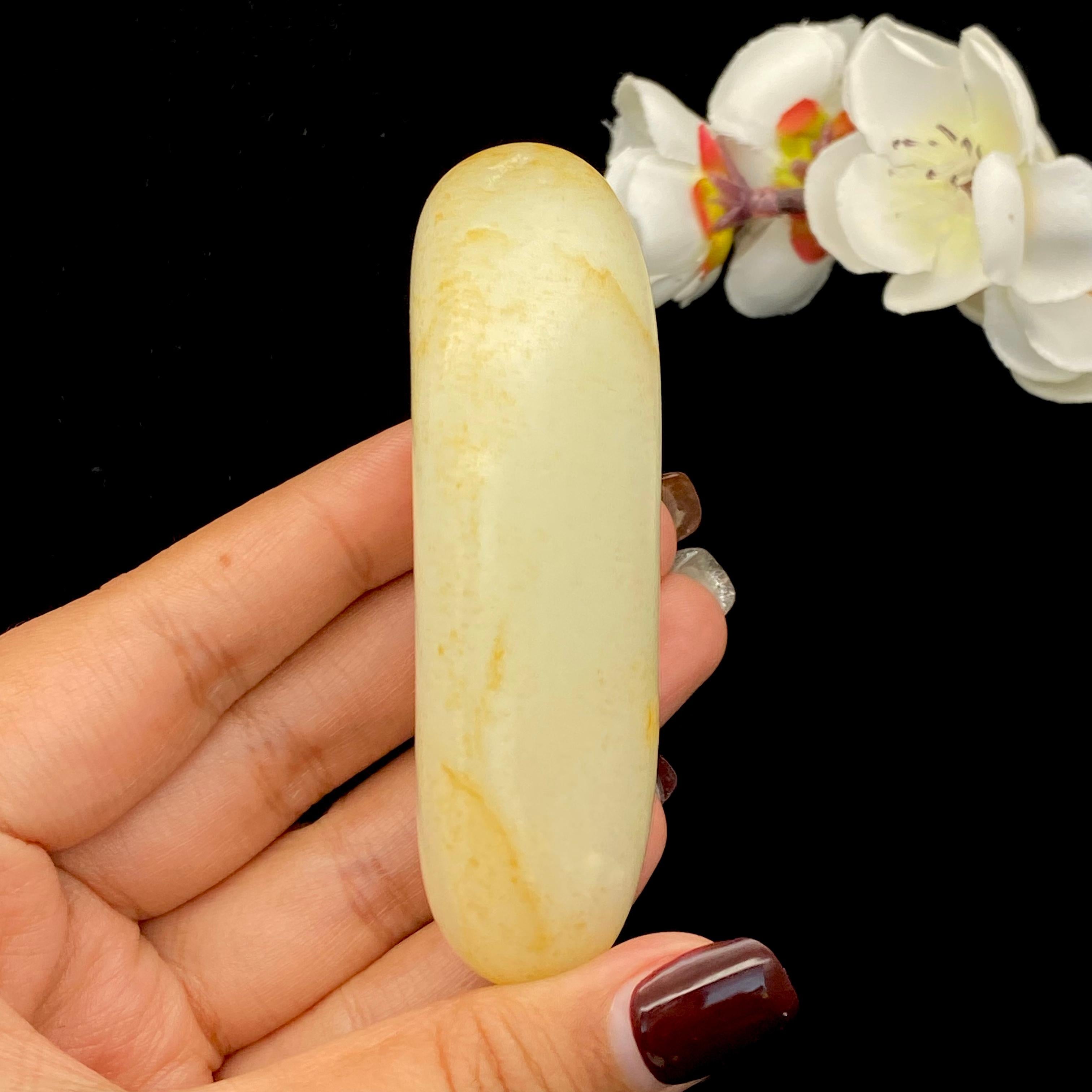 和田玉洒金皮籽料原石（115.6g）