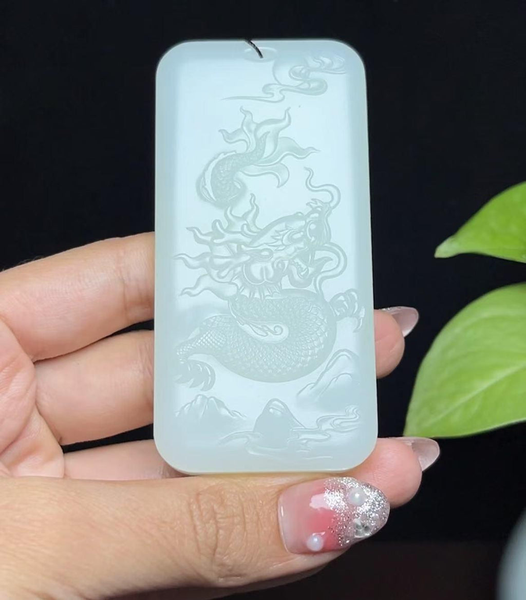 和田羊脂玉山水龙牌（105.6g）