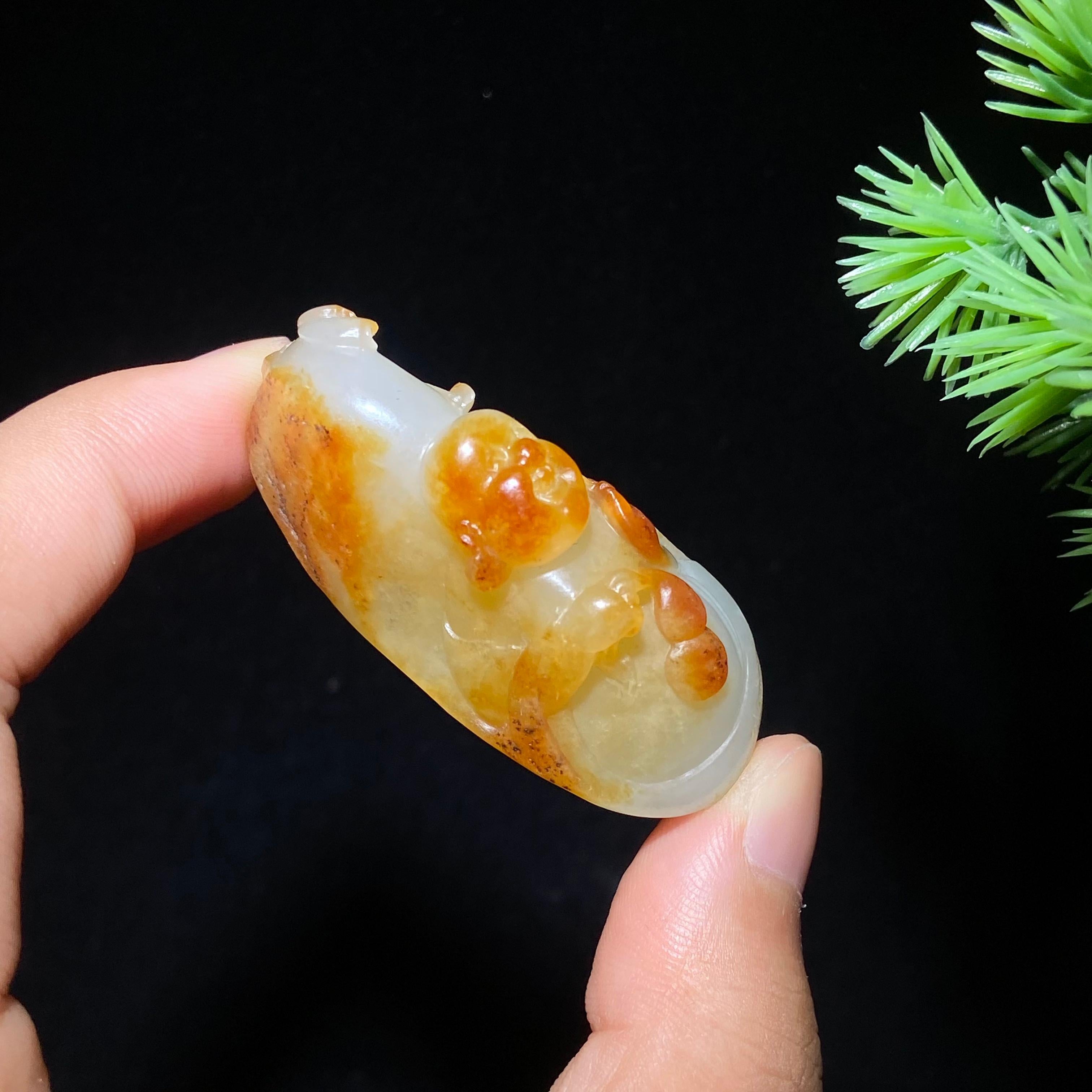 和田玉籽料佛公（25.5g）
