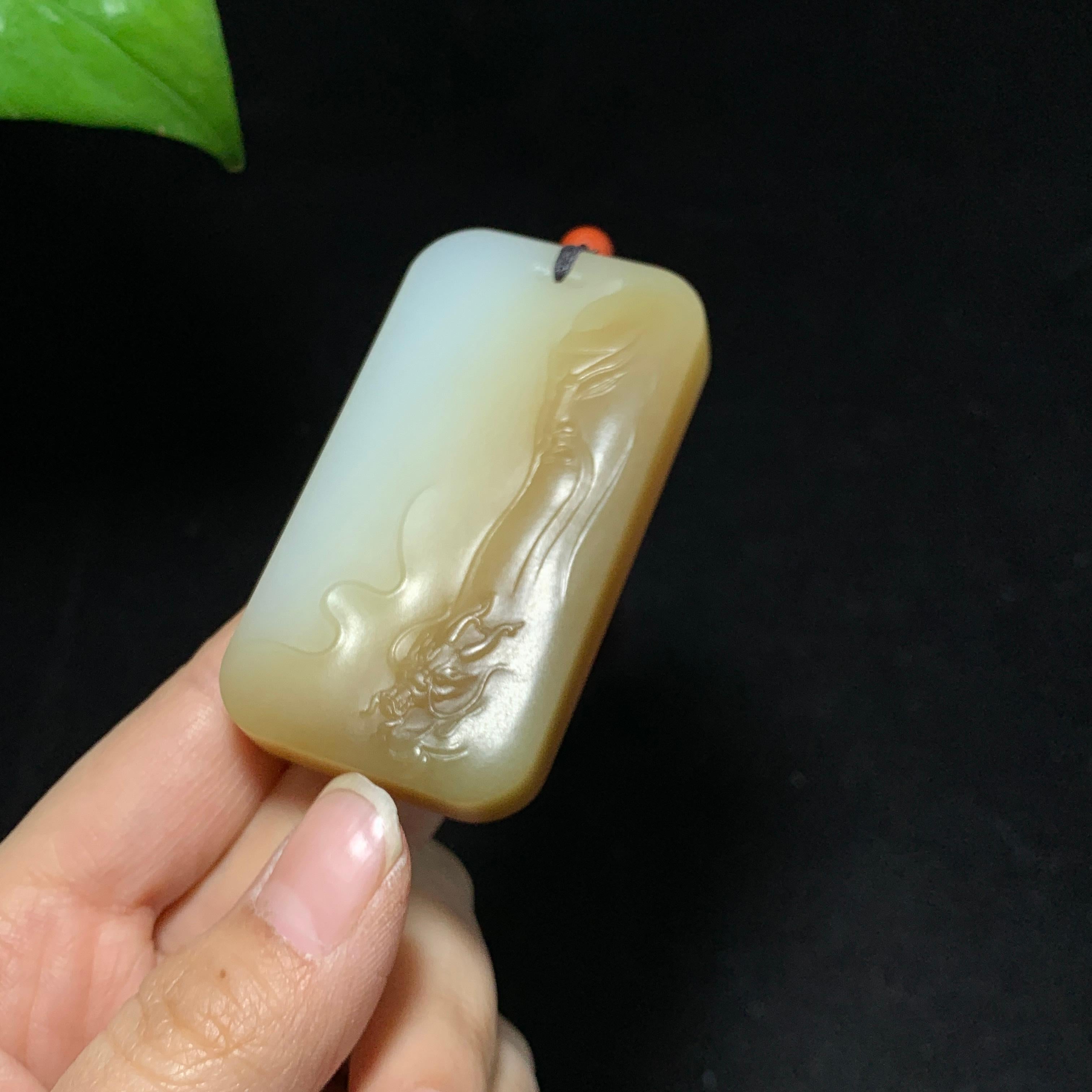 收藏级新疆且末糖白玉关公挂件（72.5g）