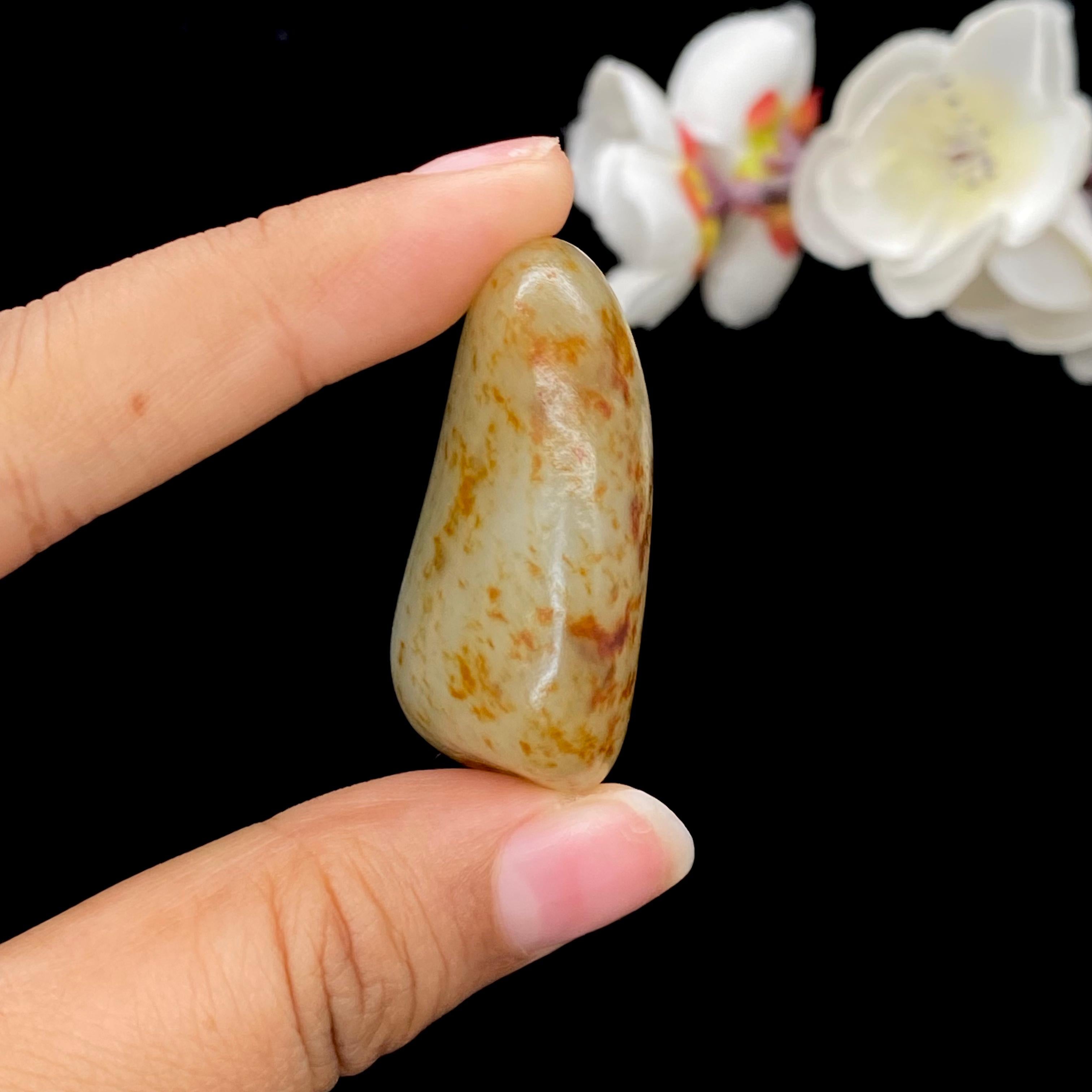 和田玉洒红皮籽料（35.3g）