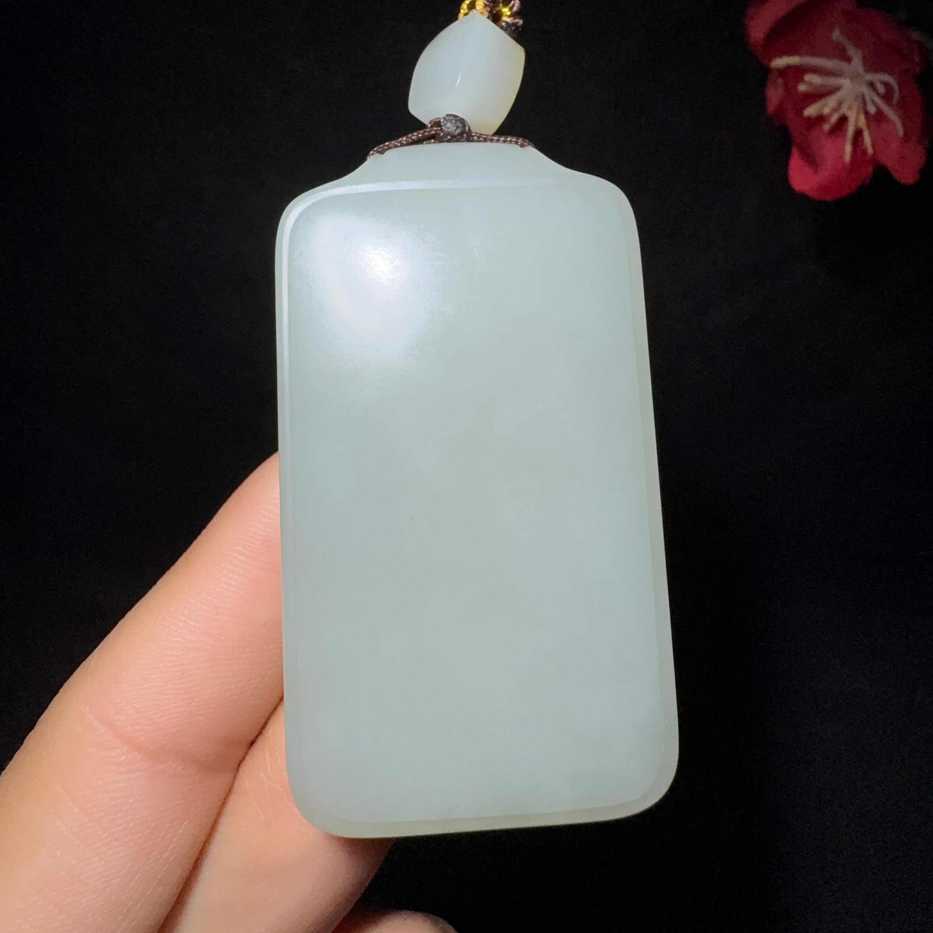 秒杀和田玉籽料平安无事牌（60.7g）