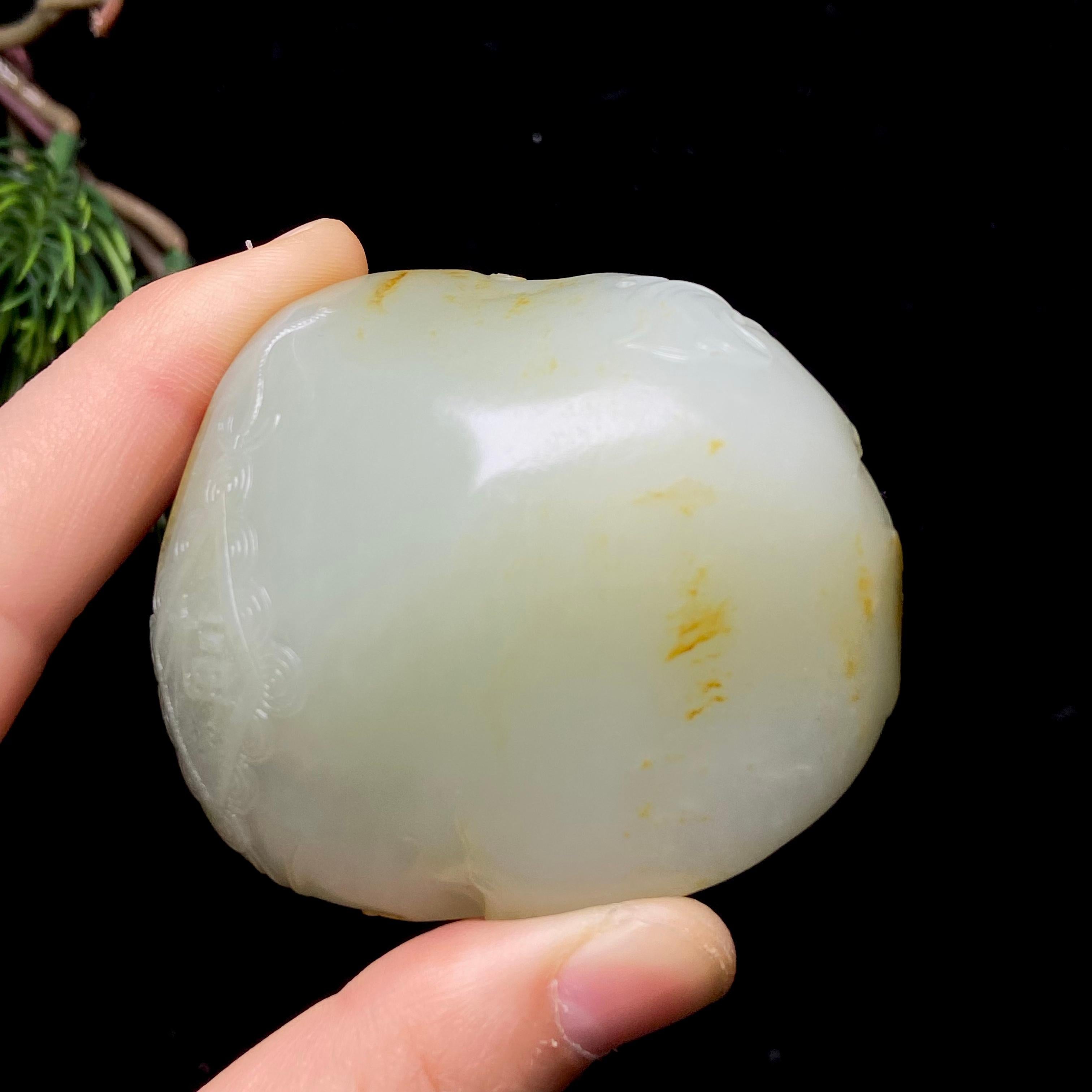 和田玉籽料财富双全把件（173.0g）