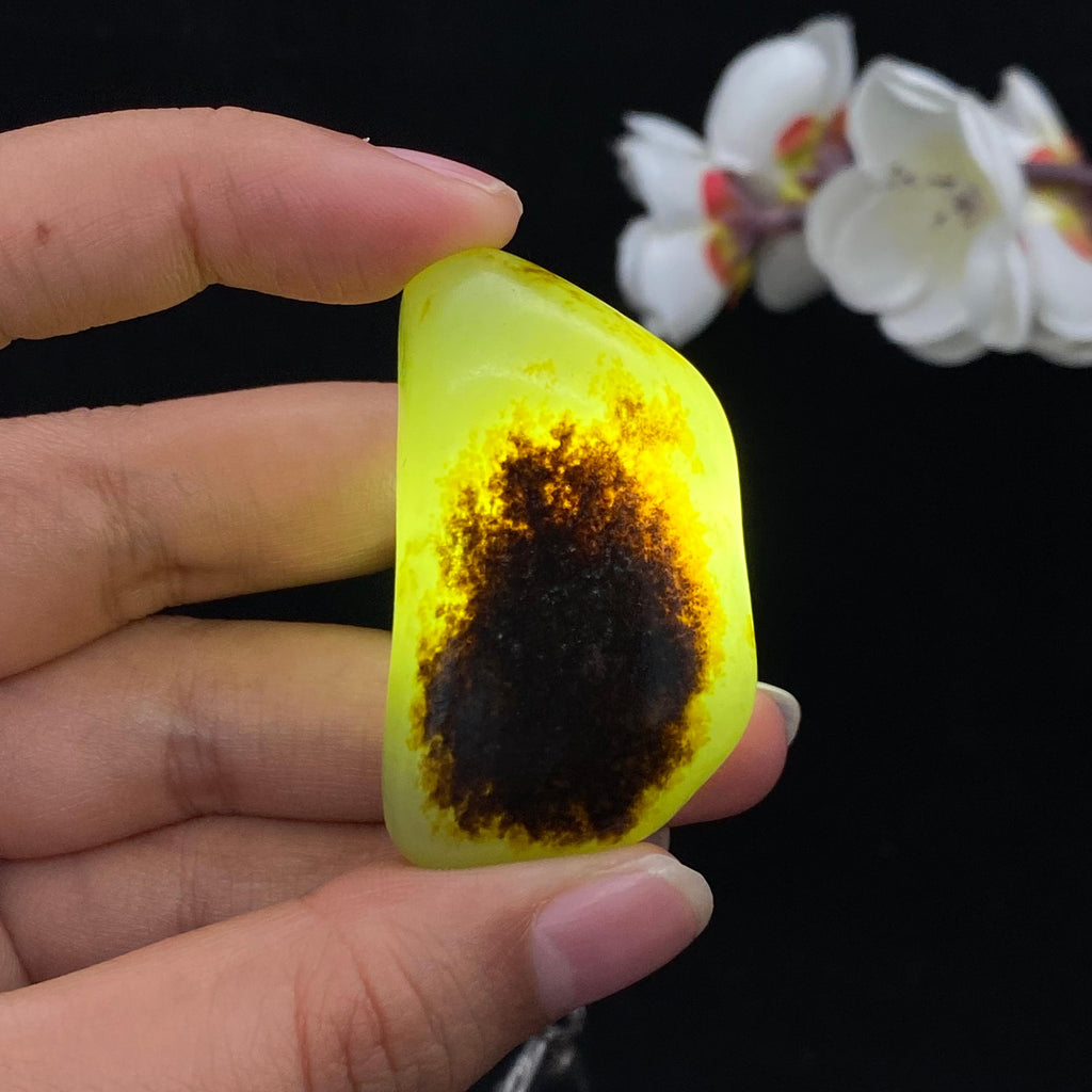 和田玉黑黄皮籽料挂件（38g）