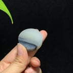 和田籽料青花圆形无事牌挂件（29.2g）