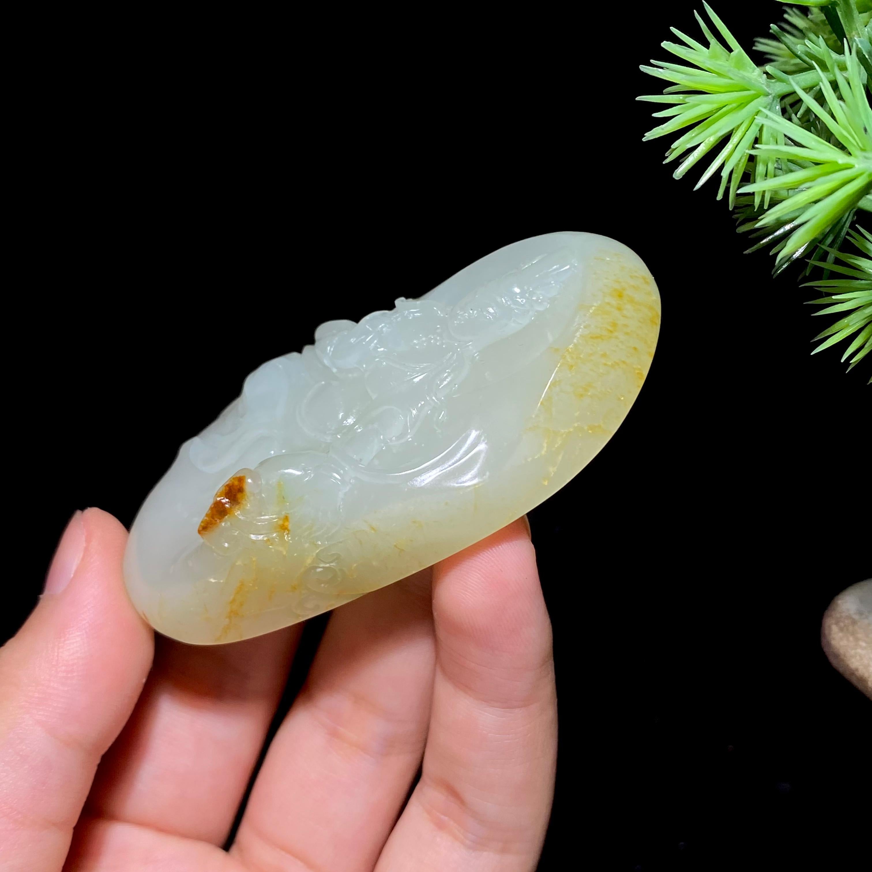 和田玉籽料观音（64.0g）