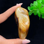 和田玉聚红皮籽料手把件（180g）