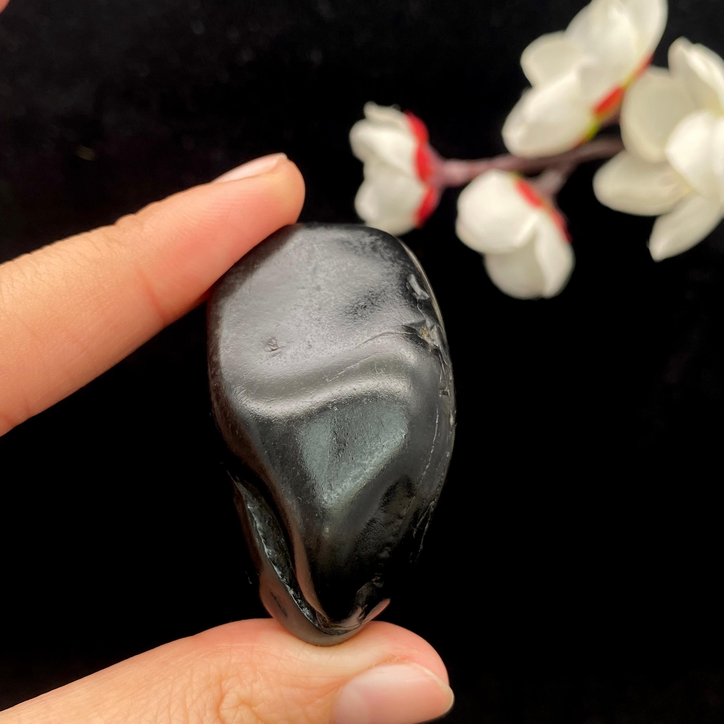 和田玉青花籽料原石（55.2g）
