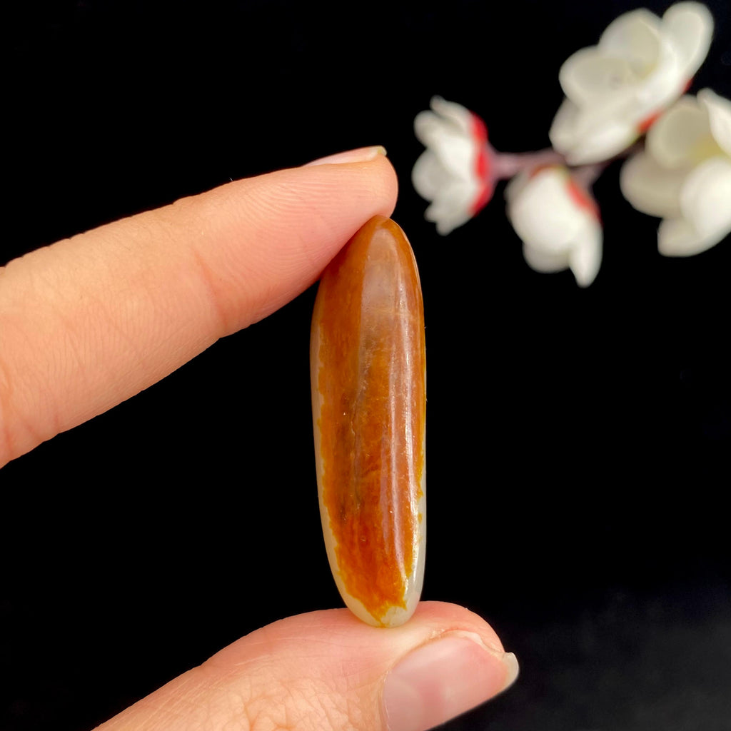 和田玉聚红皮籽料原石（12.1g）