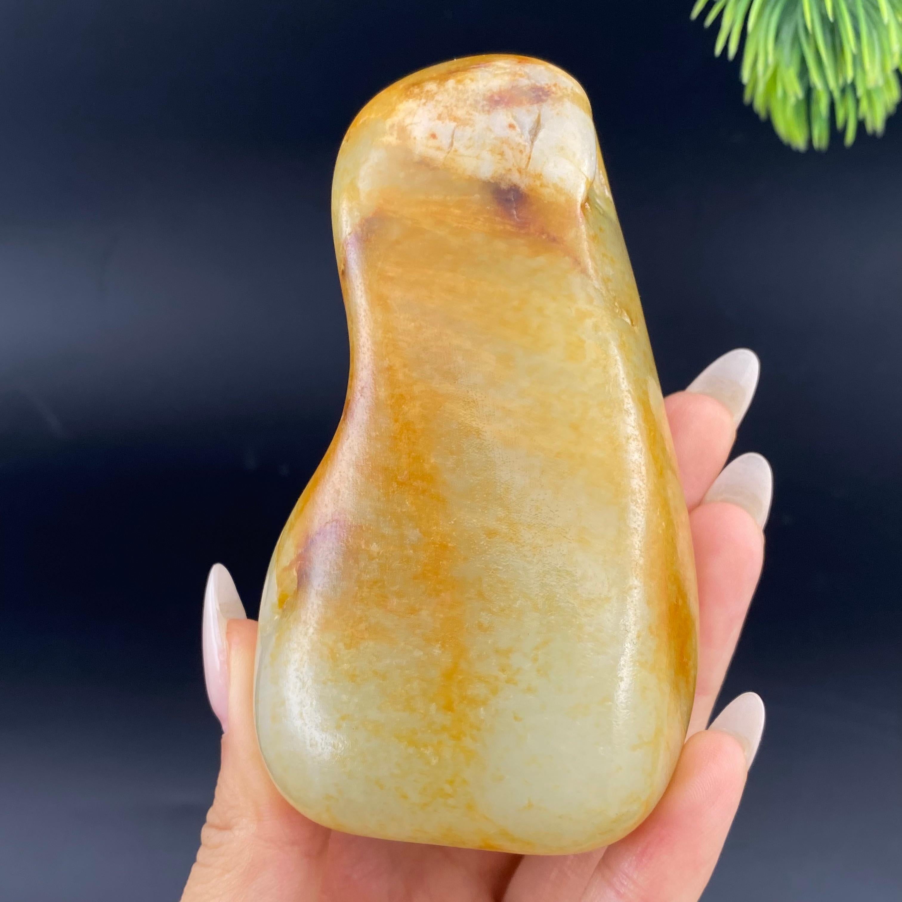 和田玉洒金皮籽料把件（280.31g）