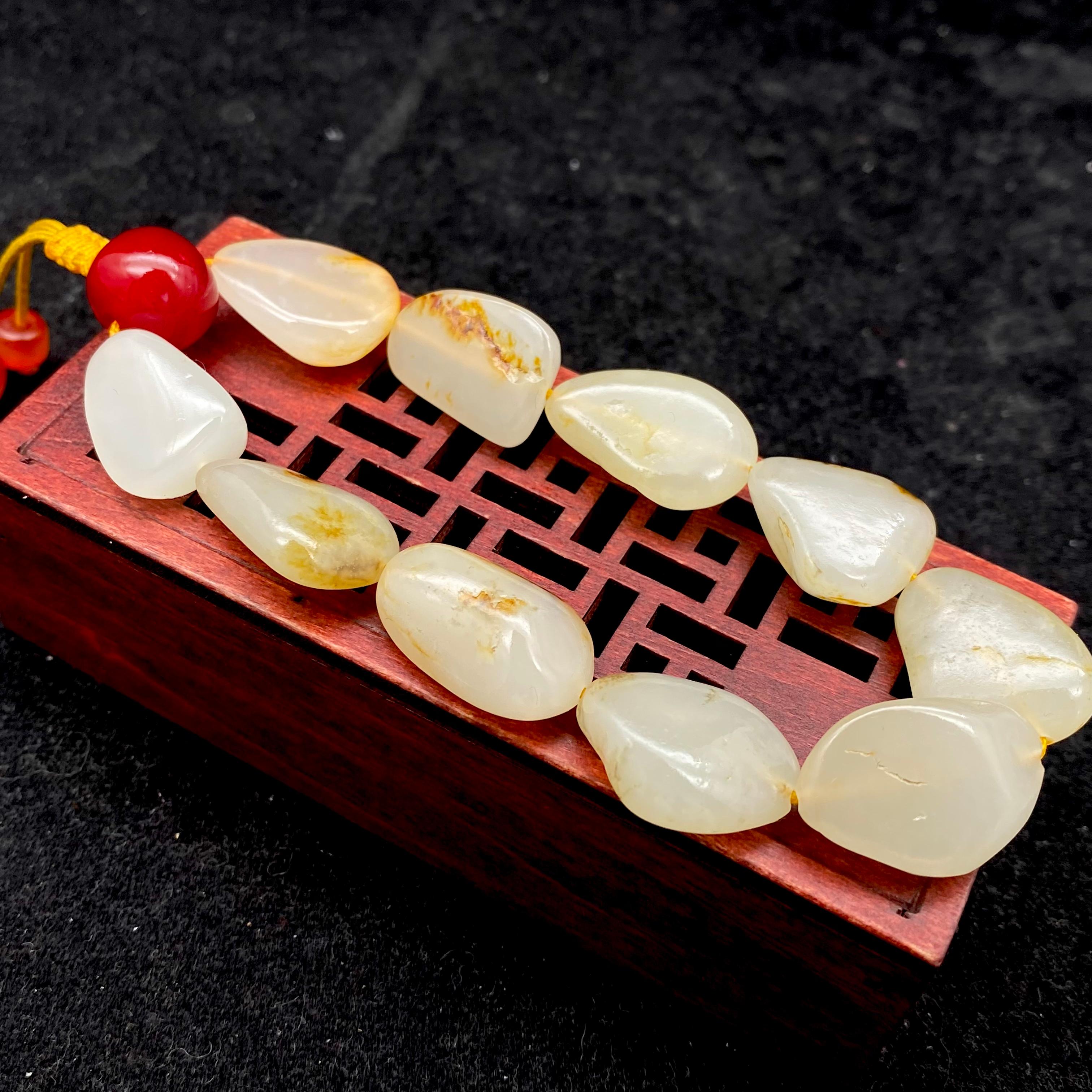 和田玉洒金皮【精品手串】（34.4g）