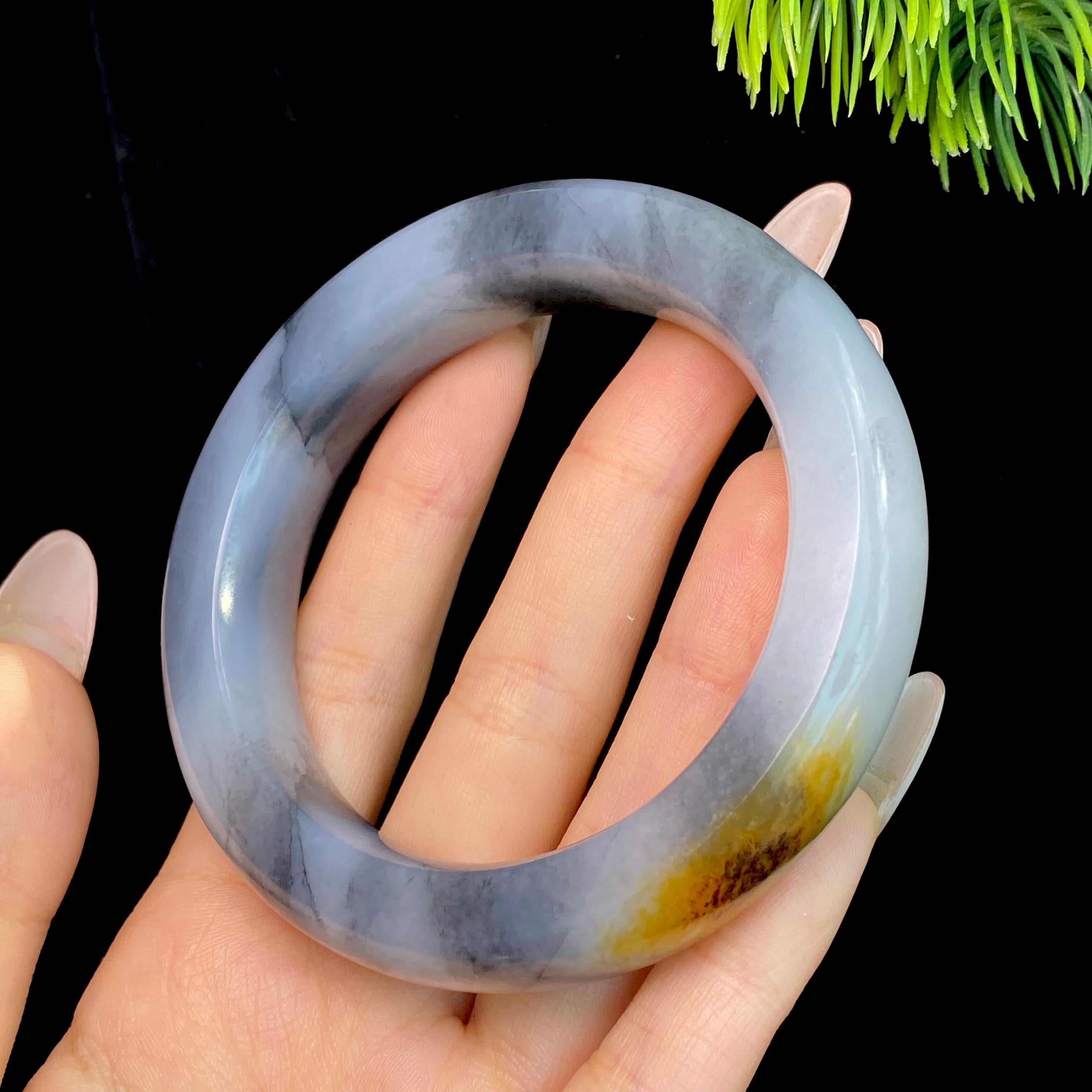 和田玉籽料青花手镯（90.6g）