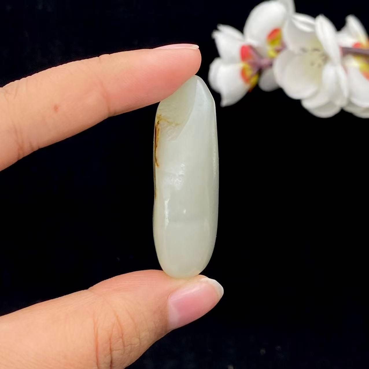 和田玉洒金皮籽料挂件（30.5g）