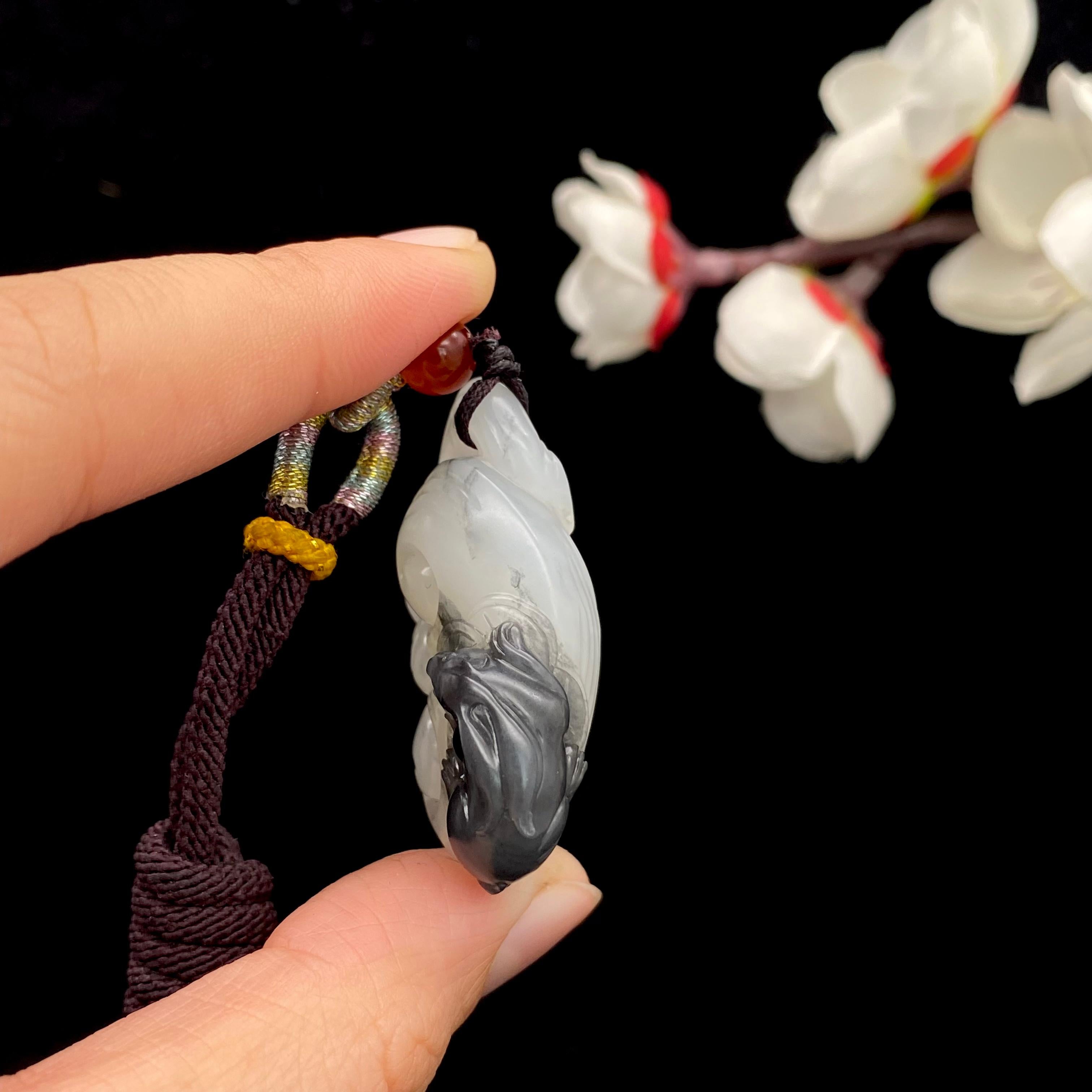 和田玉青花籽料【兔子】挂件（20.6g）