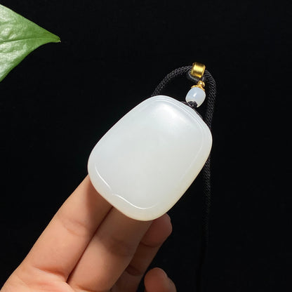和田玉羊脂白平安无事牌（44.4g）