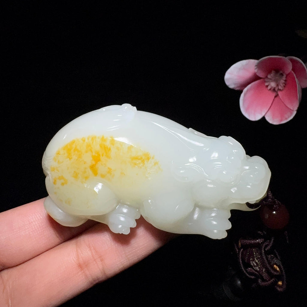 秒杀和田玉籽料手把件貔貅（125.0g）