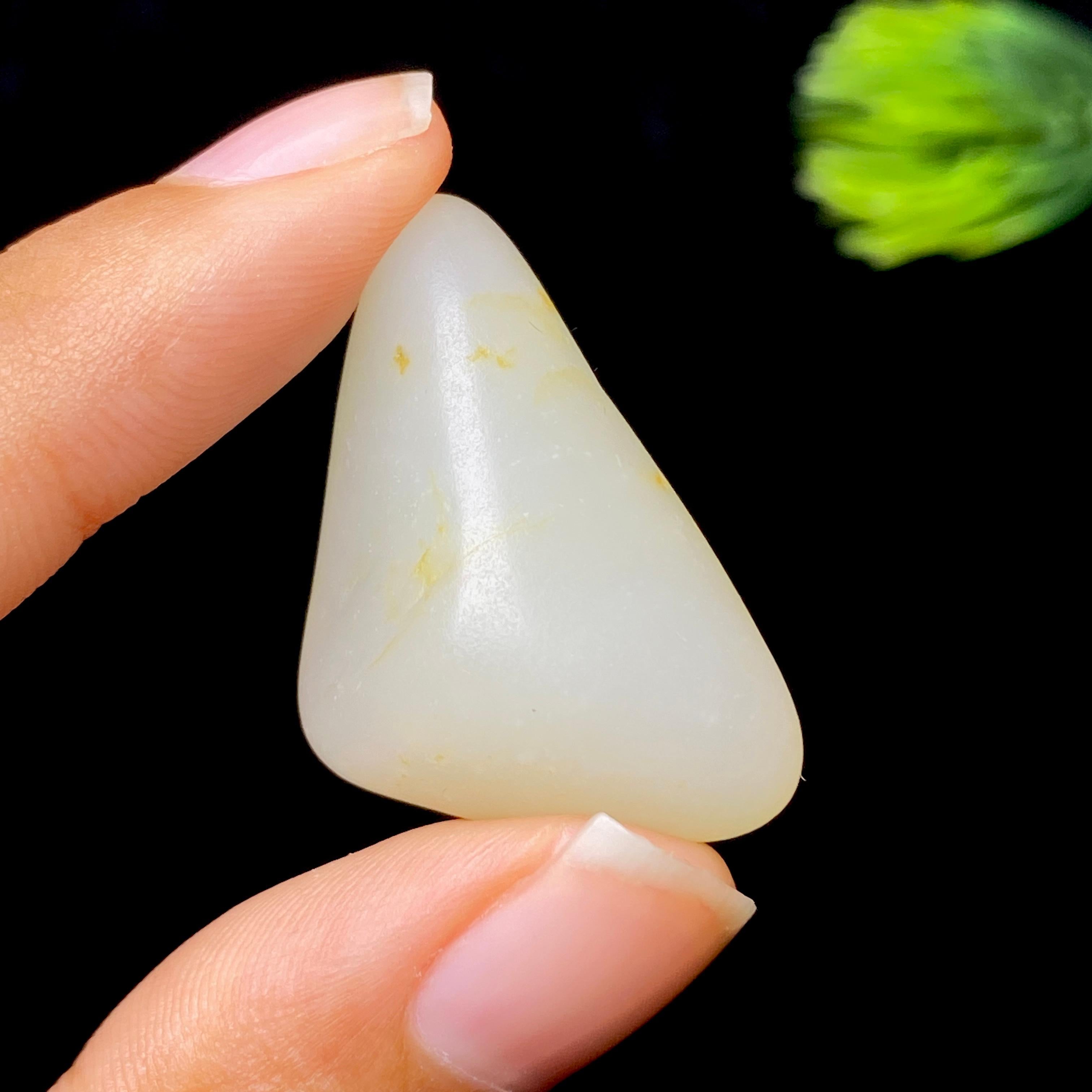 【超值推荐】和田玉洒金皮籽料（9.47g）