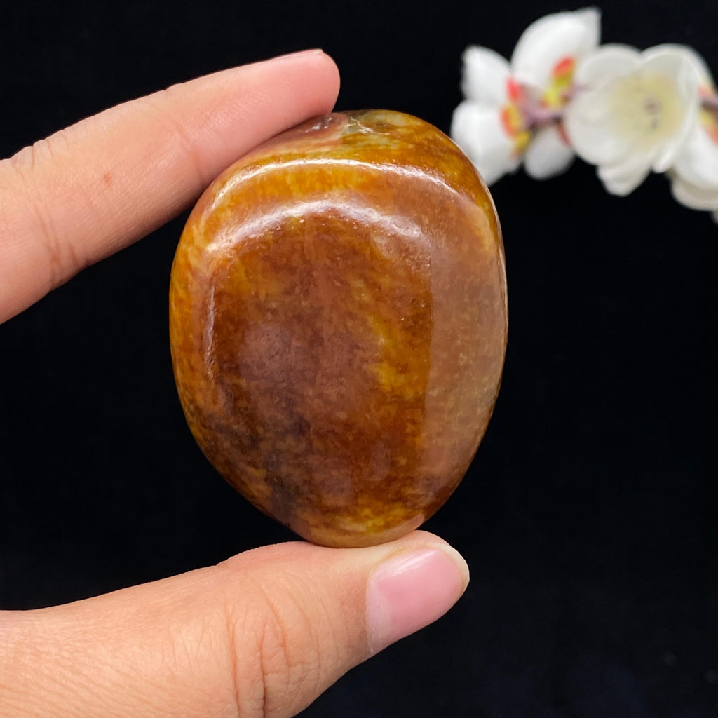 和田玉红沁皮籽料手把件（108.8g）