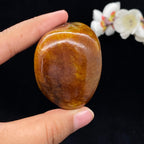 和田玉红沁皮籽料手把件（108.8g）