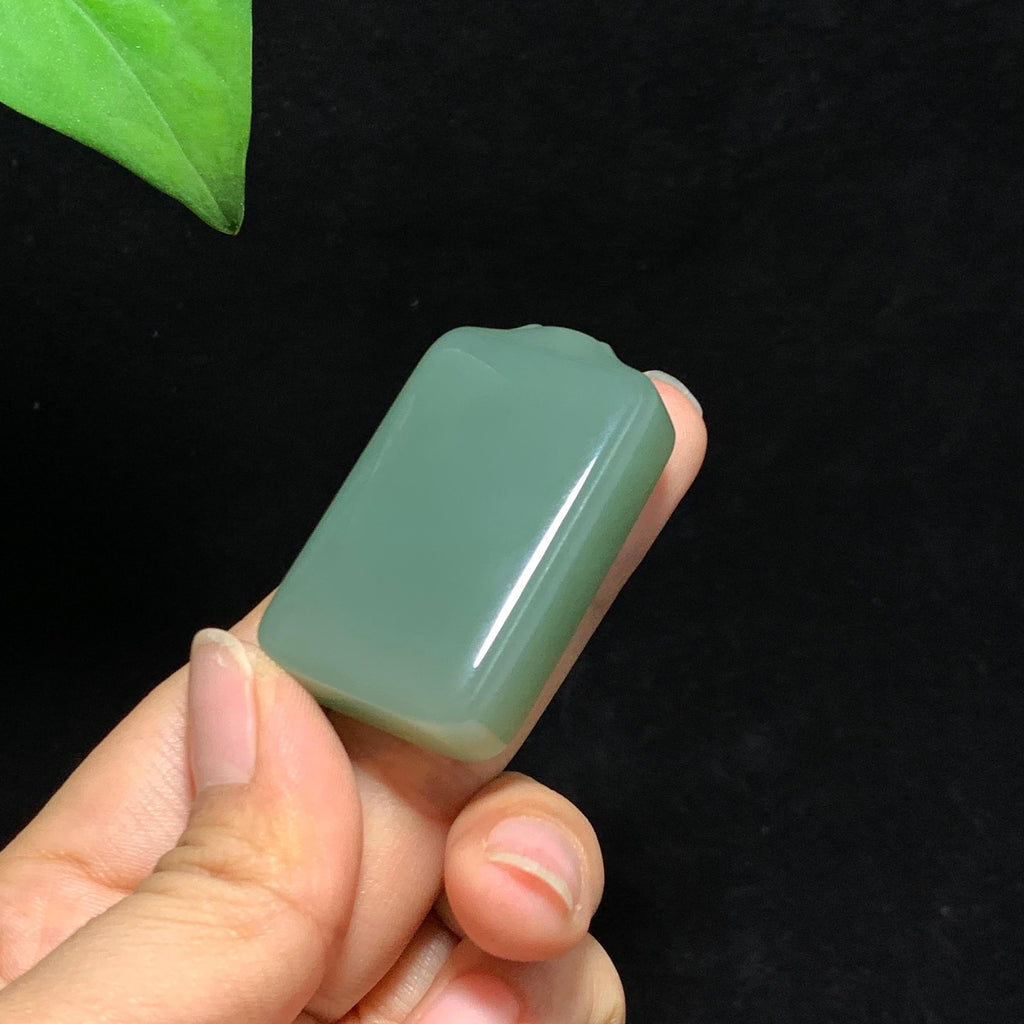 和田玉湖水绿无事牌（40.0g）