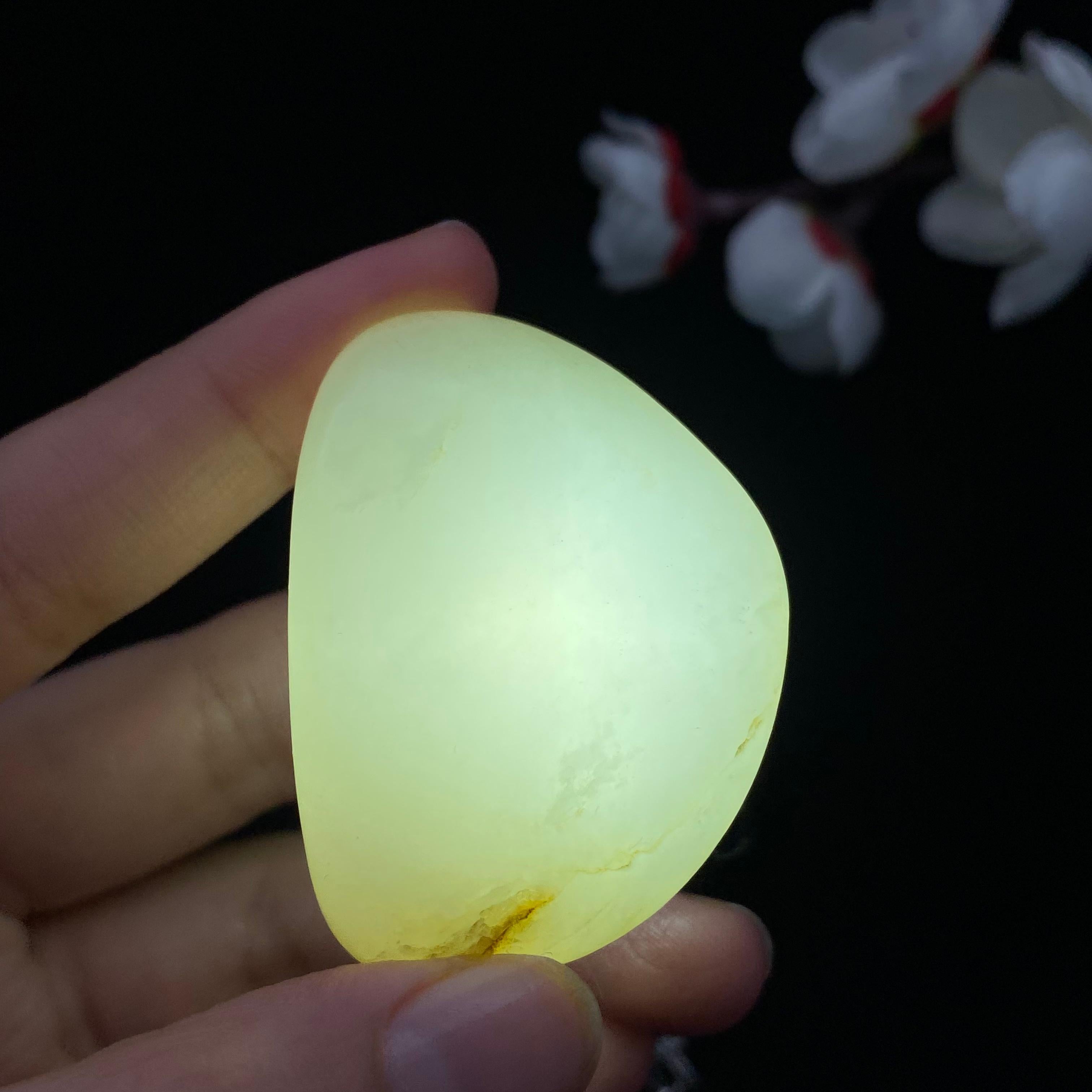 和田玉白玉籽料原石（43.9g）