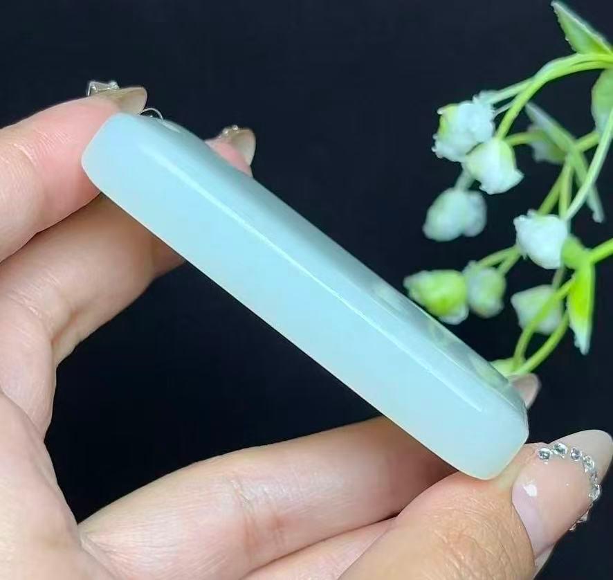 和田白玉平安无事牌（77.4g）