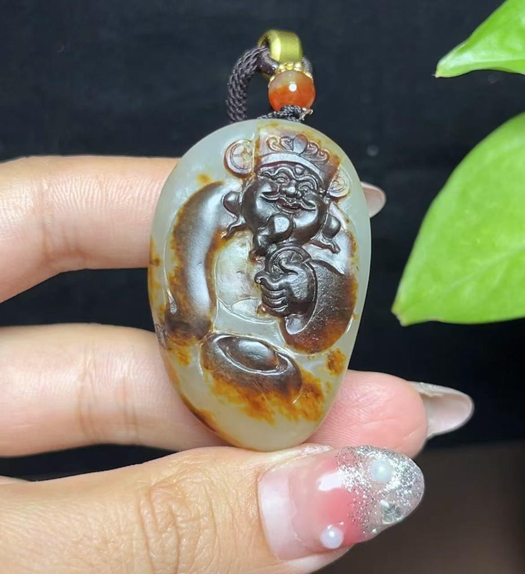 新疆和田玉黑红皮籽料财神（39.5g）
