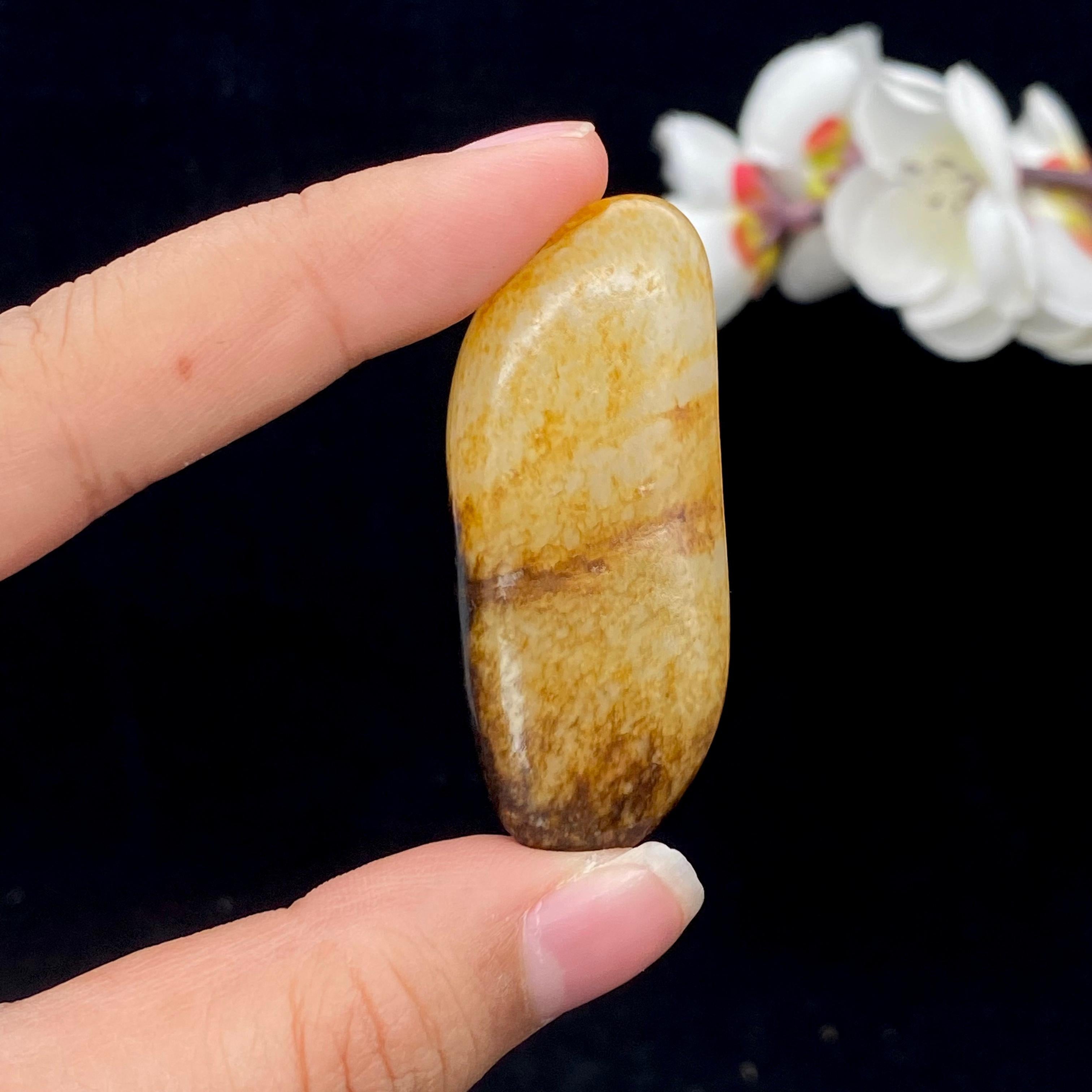 和田玉聚黑皮籽料挂件（21.5g）