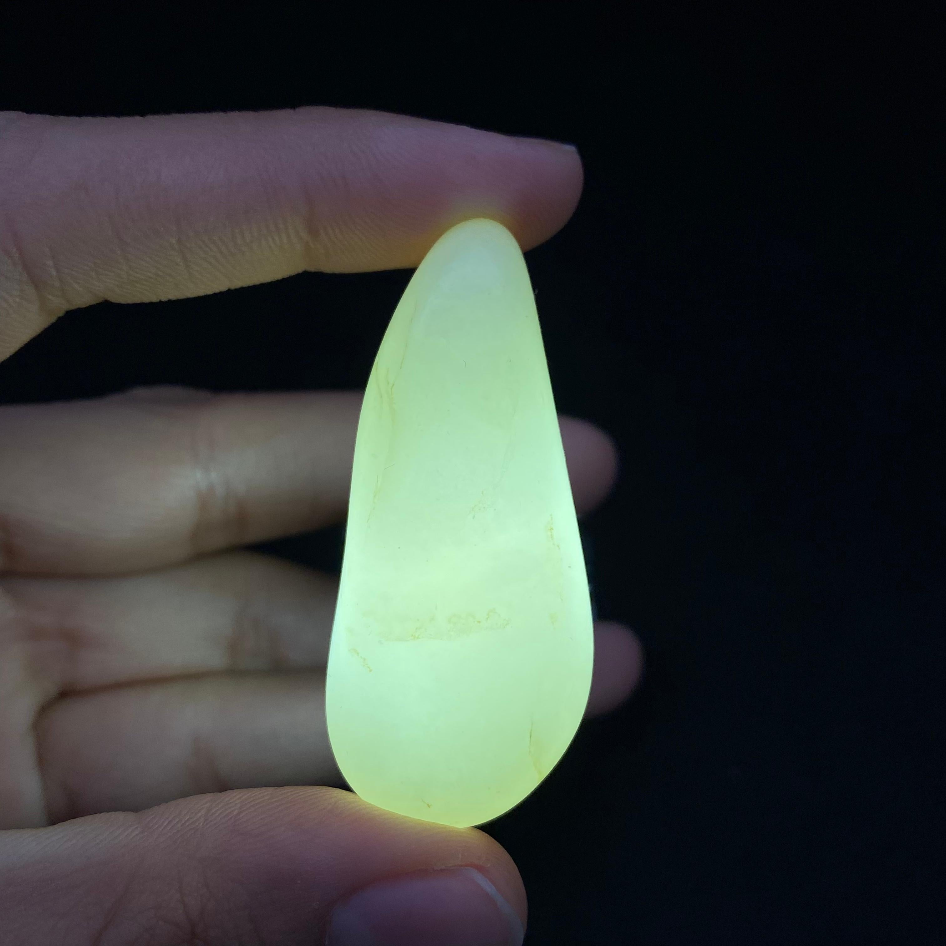 和田玉白玉籽料原石（28.8g）