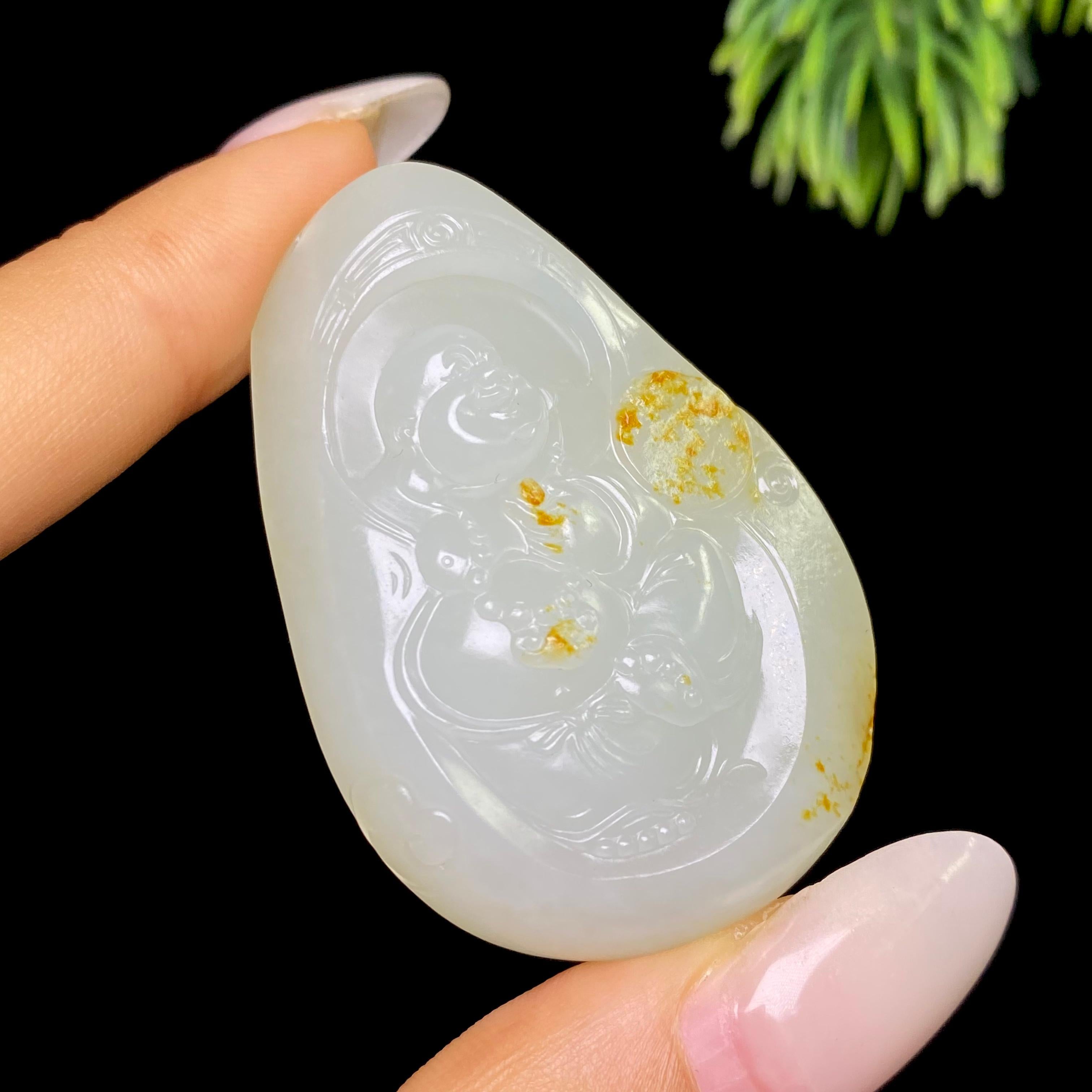 和田玉籽料佛公（35.2g）