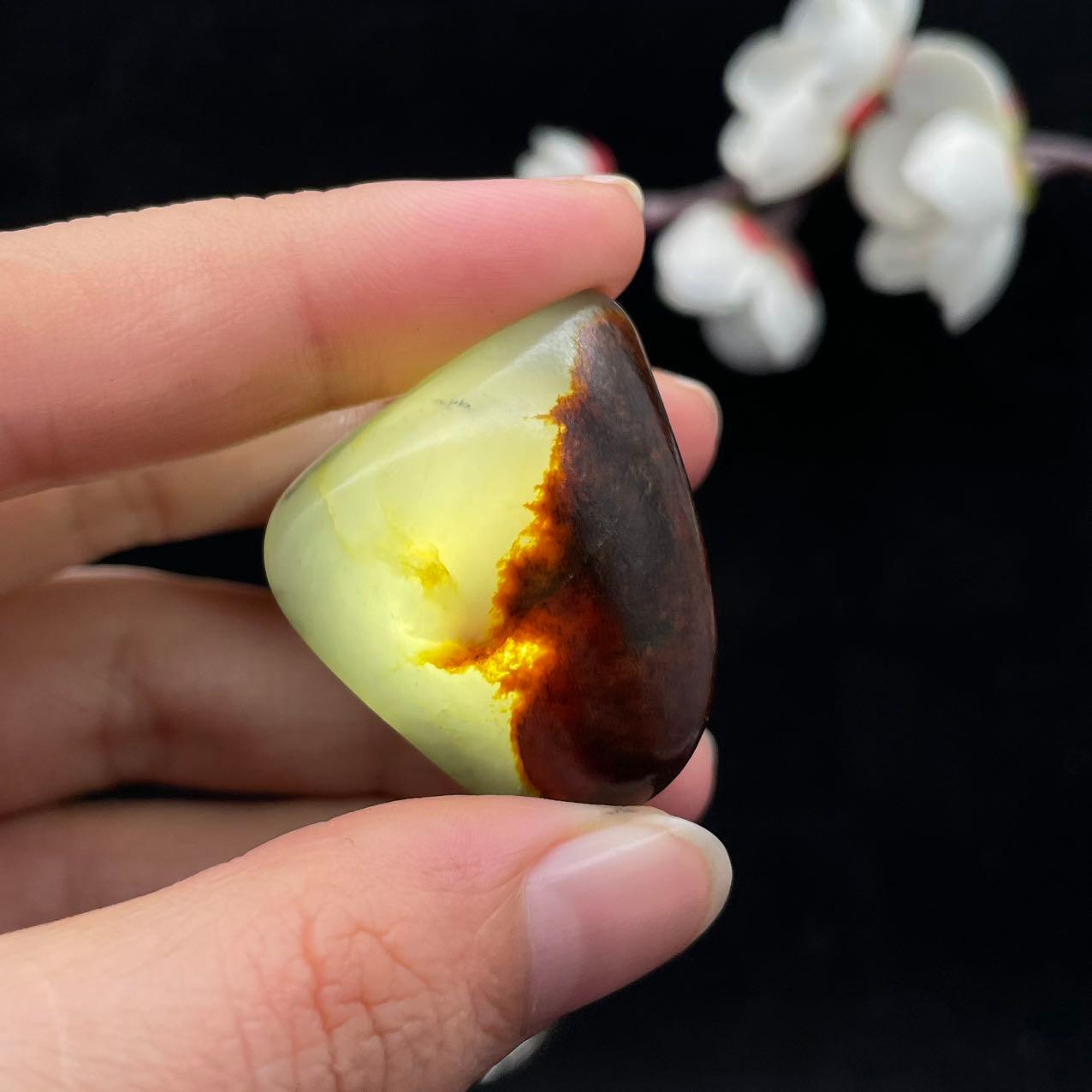 和田玉聚红皮青花籽料（17.5g）
