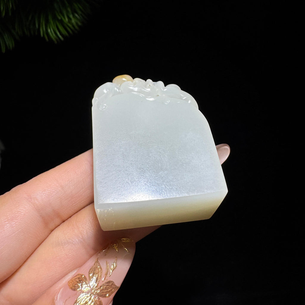 和田玉籽料白玉印章（61.5g）