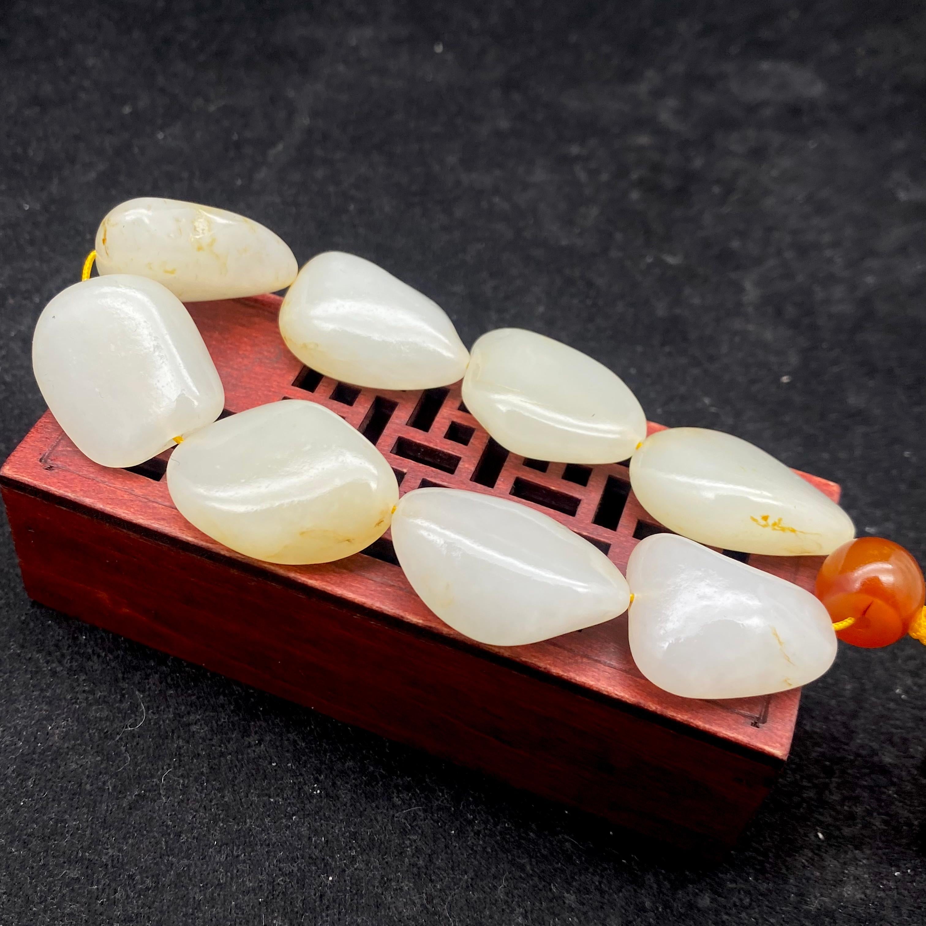 和田玉洒金皮【精品手串】（71.9g）