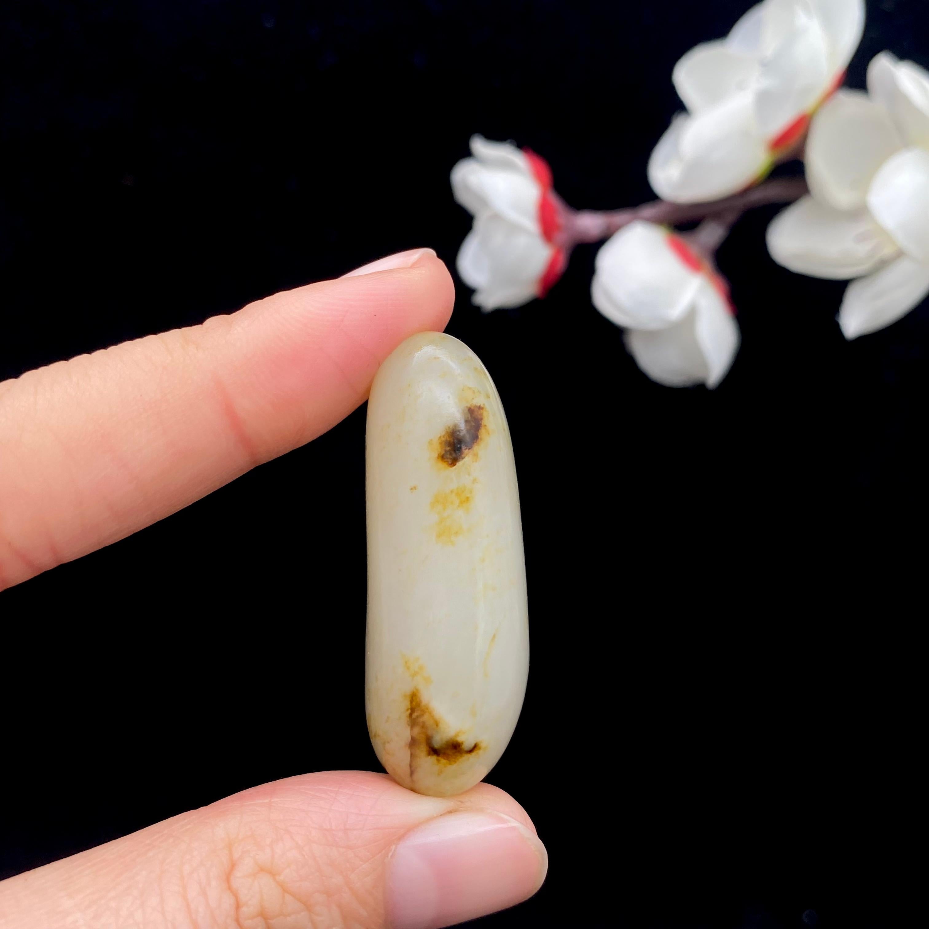 和田玉洒金皮籽料原石（28.3g）