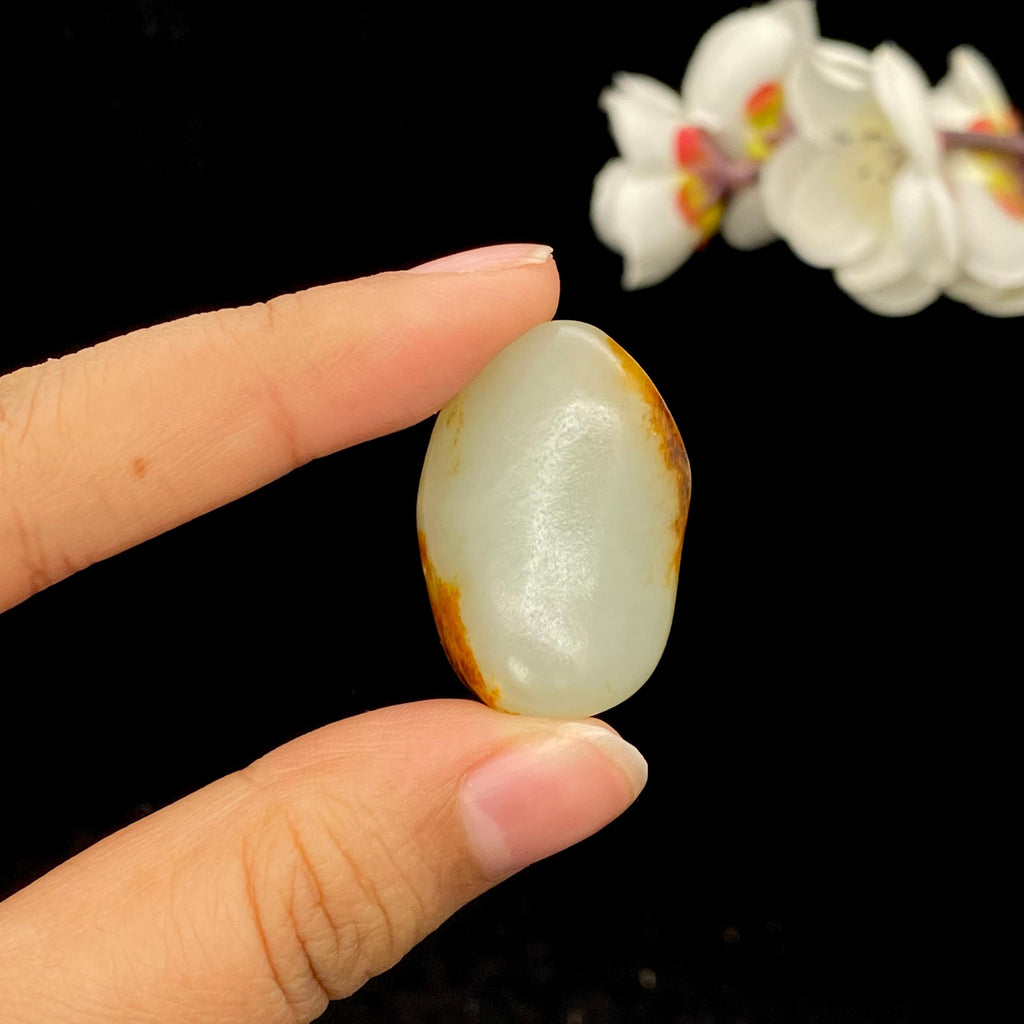 【超值推荐】和田玉聚黄皮籽料吊坠籽（15.1g）