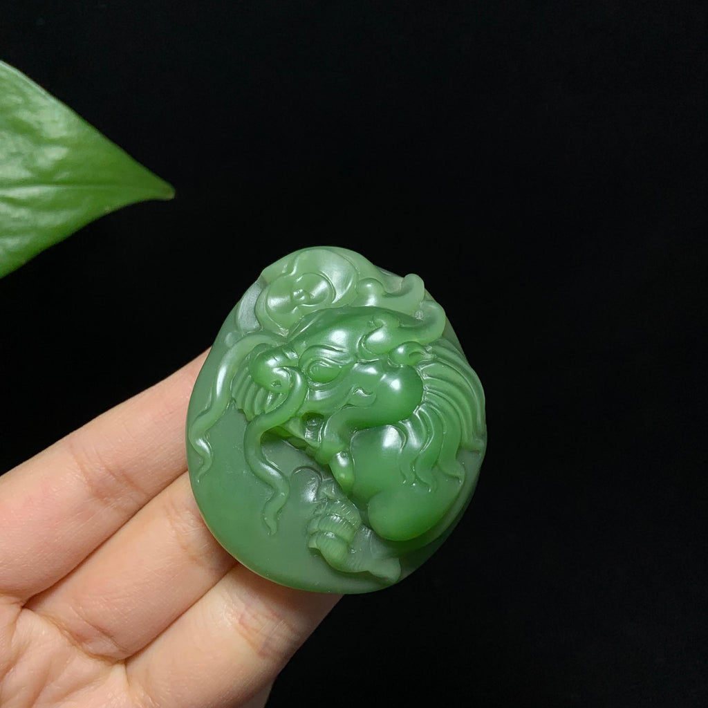 收藏级碧玉粉绿生肖龙挂件（53.0g）