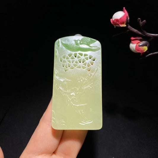 和田玉山流水喜上眉梢挂件（46.5g）