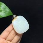 珍藏品和田籽料洒金皮白玉文殊菩萨挂件（51.0g）