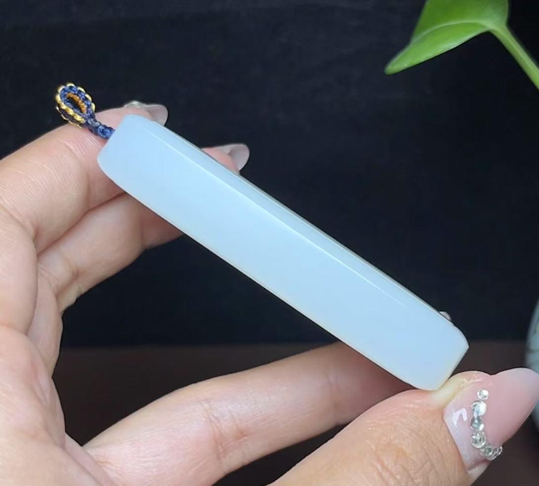 高质量和田羊脂玉平安无事牌（91.2g）