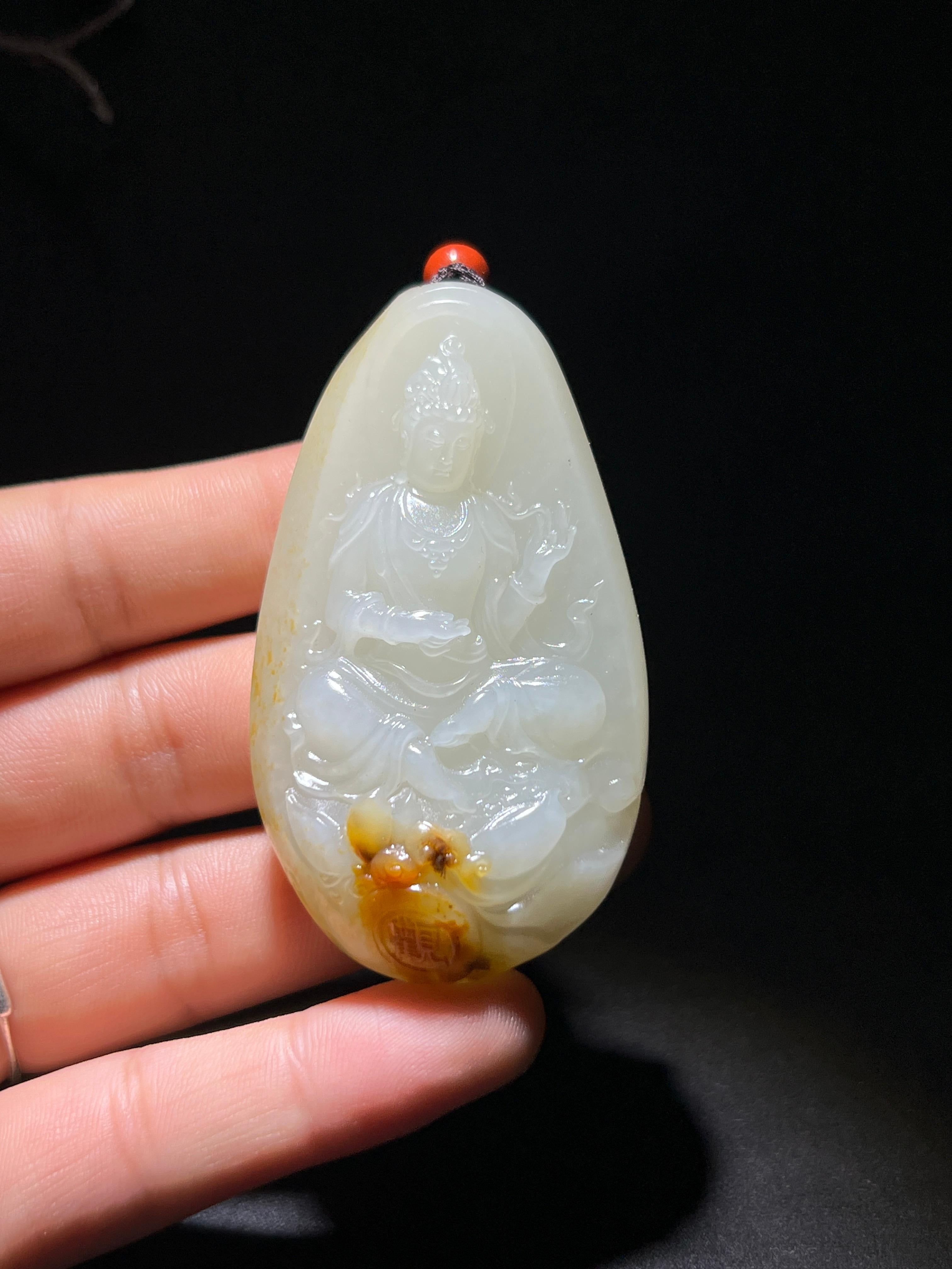 和田玉籽料观音（70.0g）