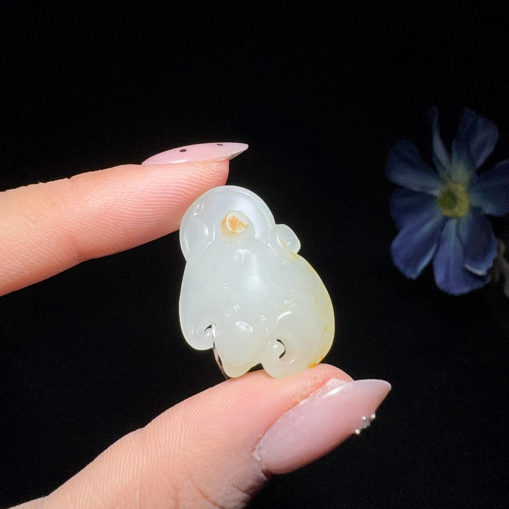 和田玉籽料挂件福在眼前（5.5g）
