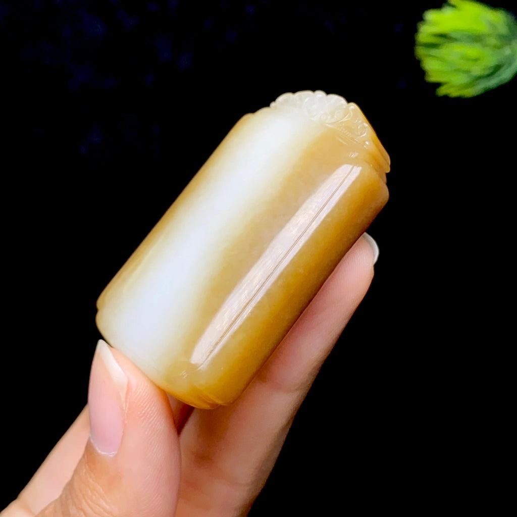 和田玉糖白无事牌（41.3g）