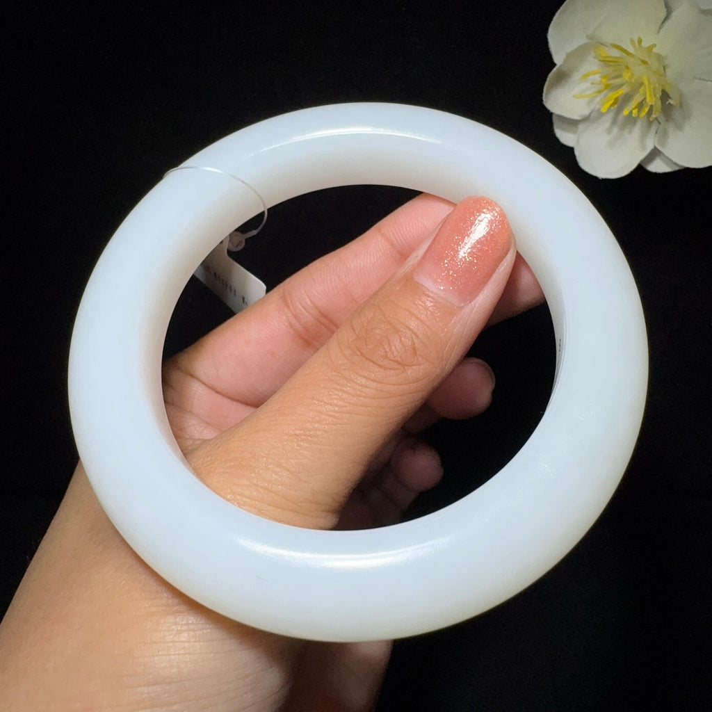 和田玉精品白玉手镯（80.8g）