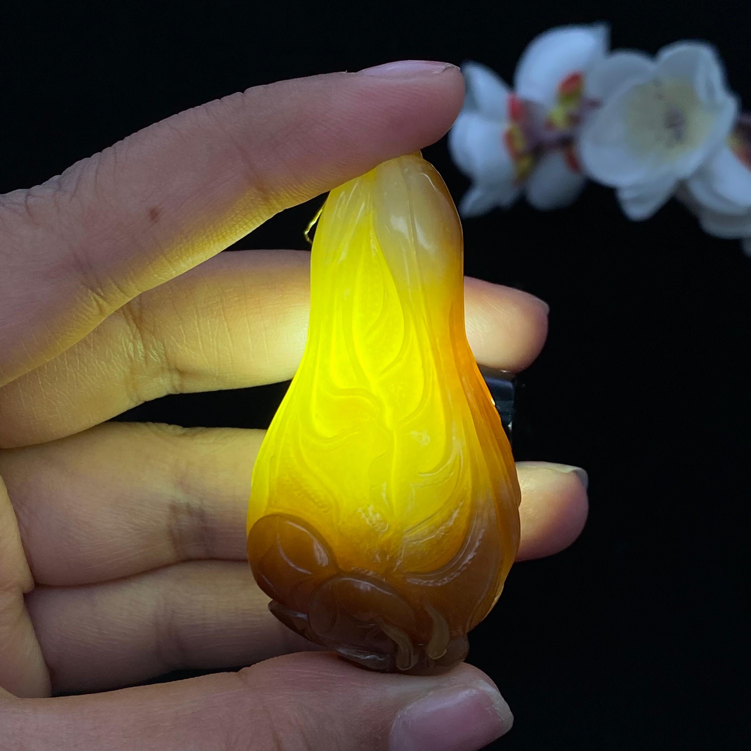 和田玉-糖青白【白菜】大挂件（53.0g）