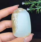 和田玉且末糖白地藏王菩萨平安牌（58.6g）