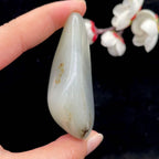【超值推荐】和田玉青花籽料手把件（103.3g）