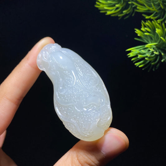 和田玉籽料白菜挂件（38.8g）