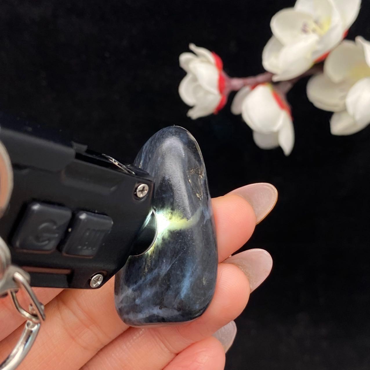 和田玉青花籽料原石（21g）