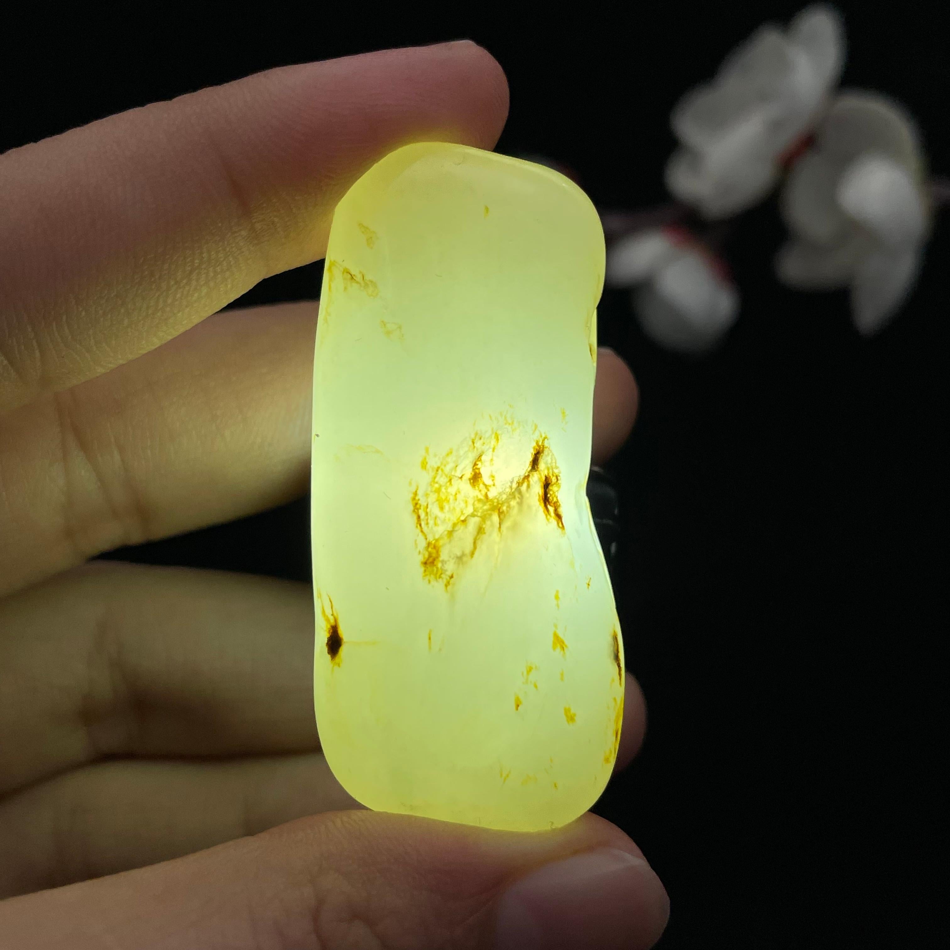 和田玉白玉籽料（24.2g）